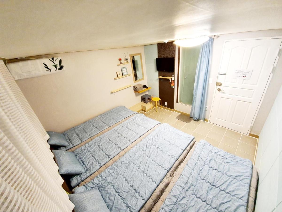 Twin Panda Guesthouse Сеул Екстер'єр фото